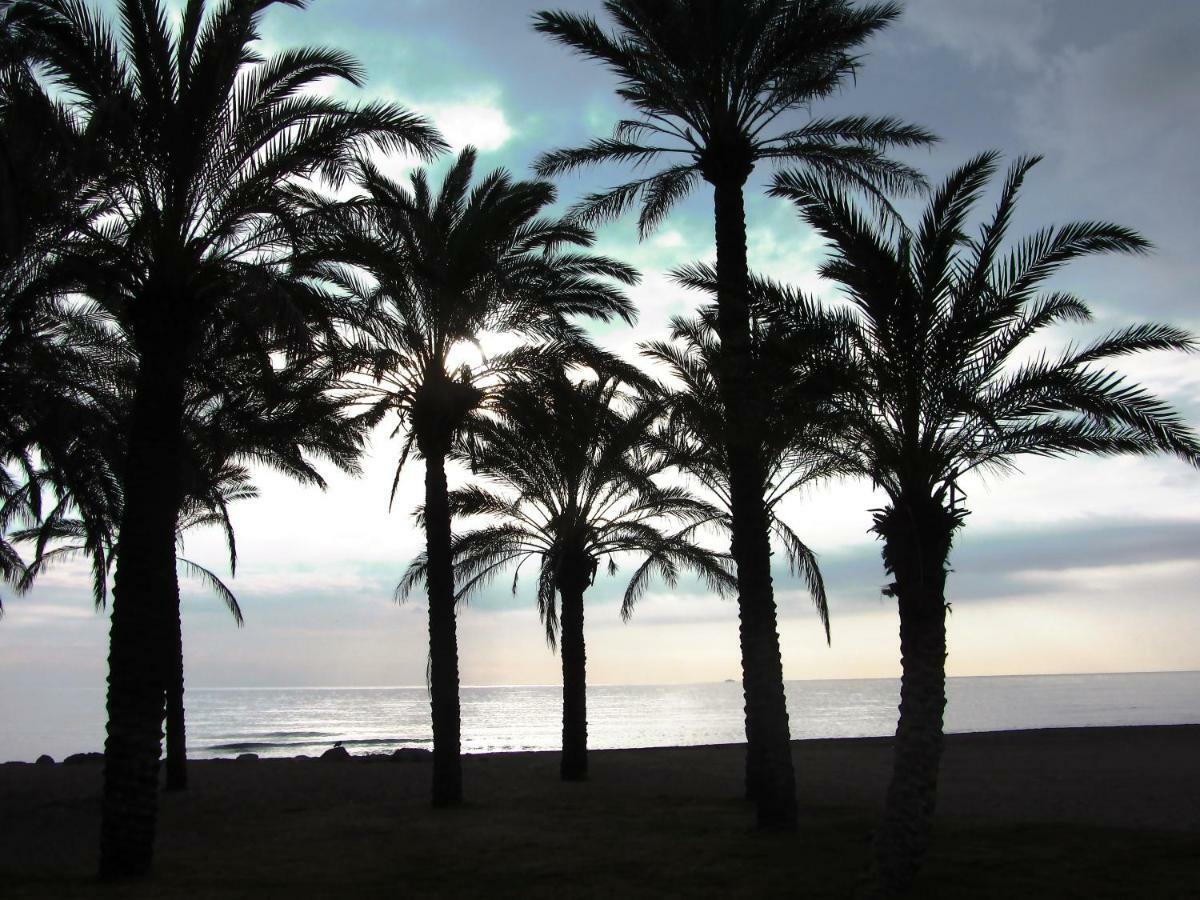 טורמולינוס Carihuela Beach מראה חיצוני תמונה